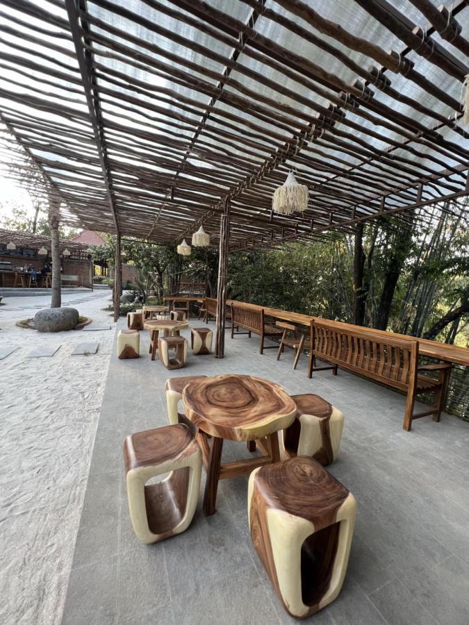 Point Of View Hotel & Resort Majalengka Kültér fotó